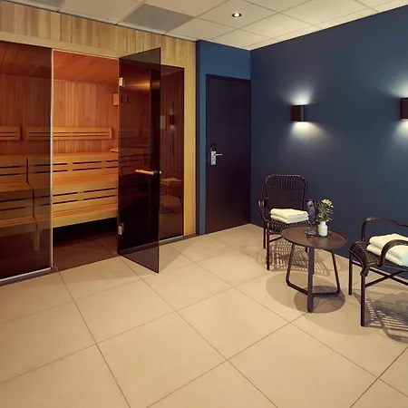 Der Valk Hotel 4*